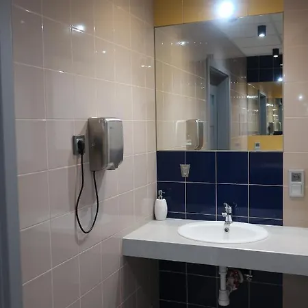 Hostel Kapsuła *